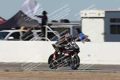 media/Oct-05-2025-CVMA (Sun) [[beeef4f201]]/Race 2-Supersport Middleweight/